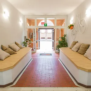 Student's Estense Hostel Ferrara